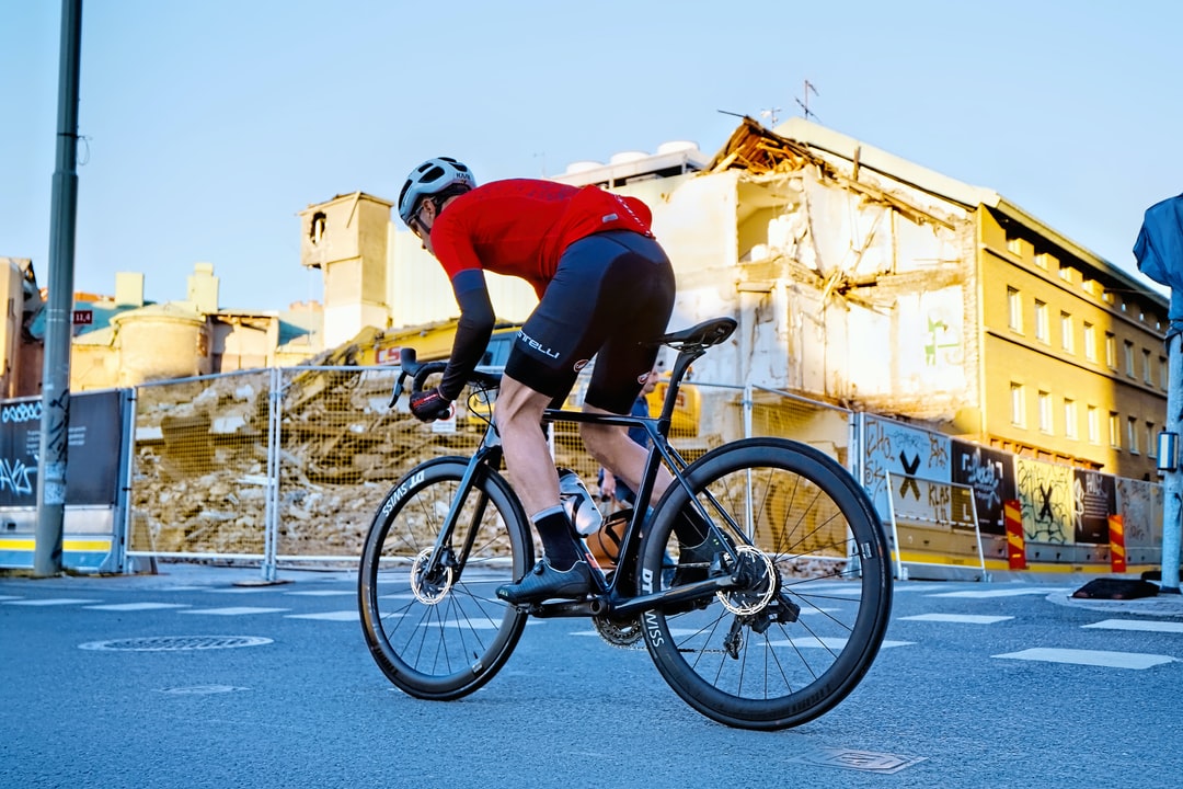 How To Choose The Right Road Bike
